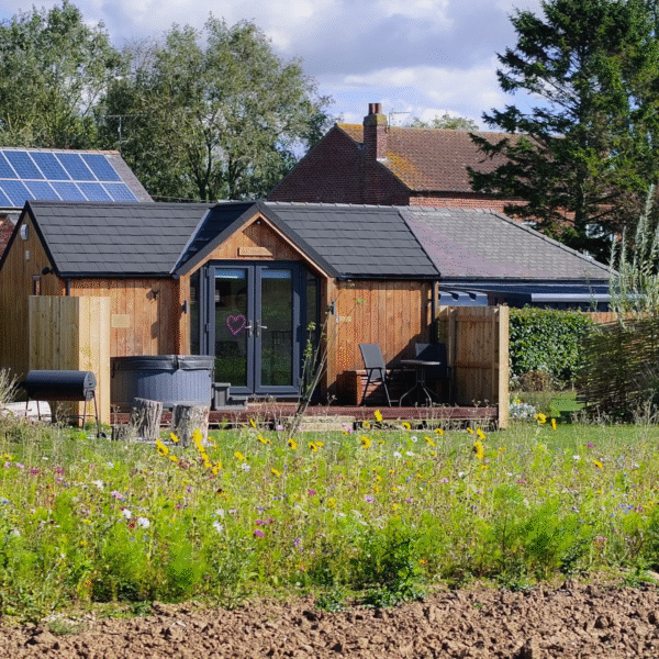 Wold Escapes Glamping Lodge
