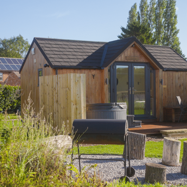 Wold Escapes Zebedee Glamping Cabin